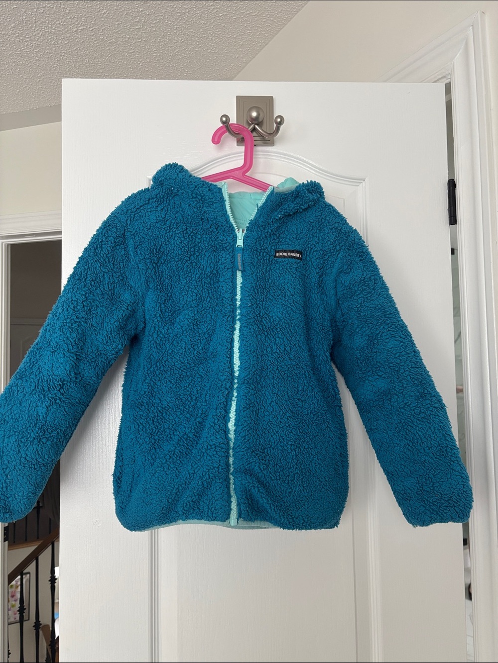 Girls Teal double sided Sherpa puffer Jacket size M (8/10)